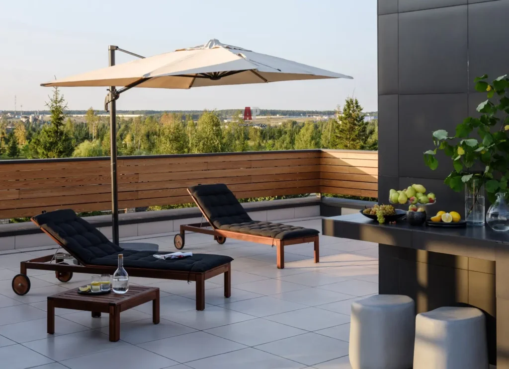 Outdoor Cantilever Umbrella