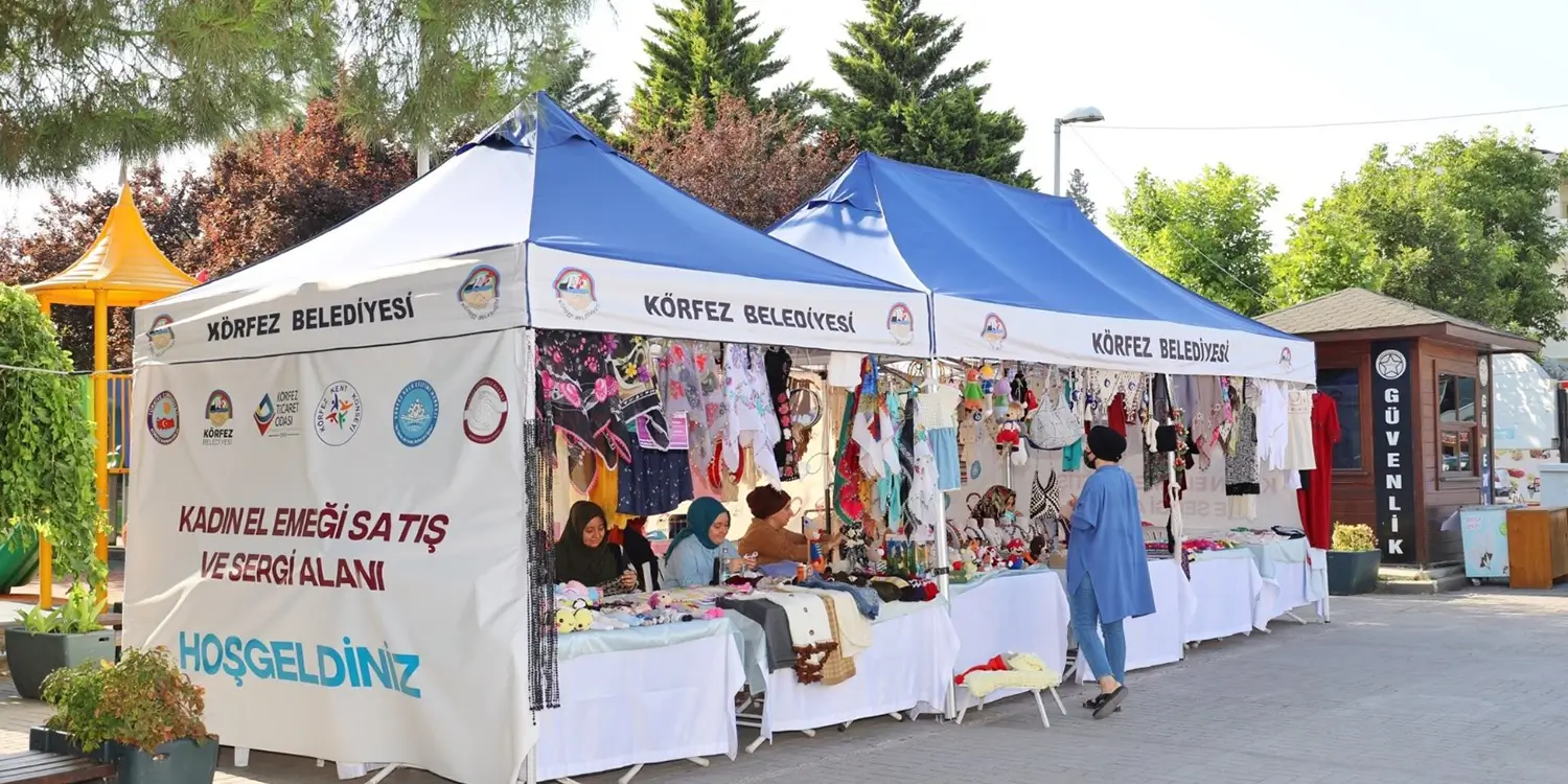 how to set up a booth at an event